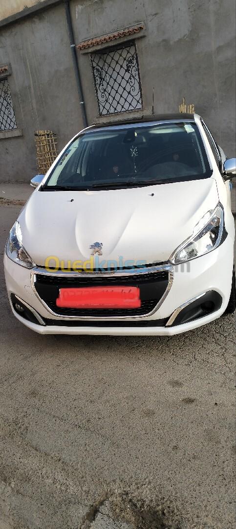 Peugeot 208 2016 Allure Facelift