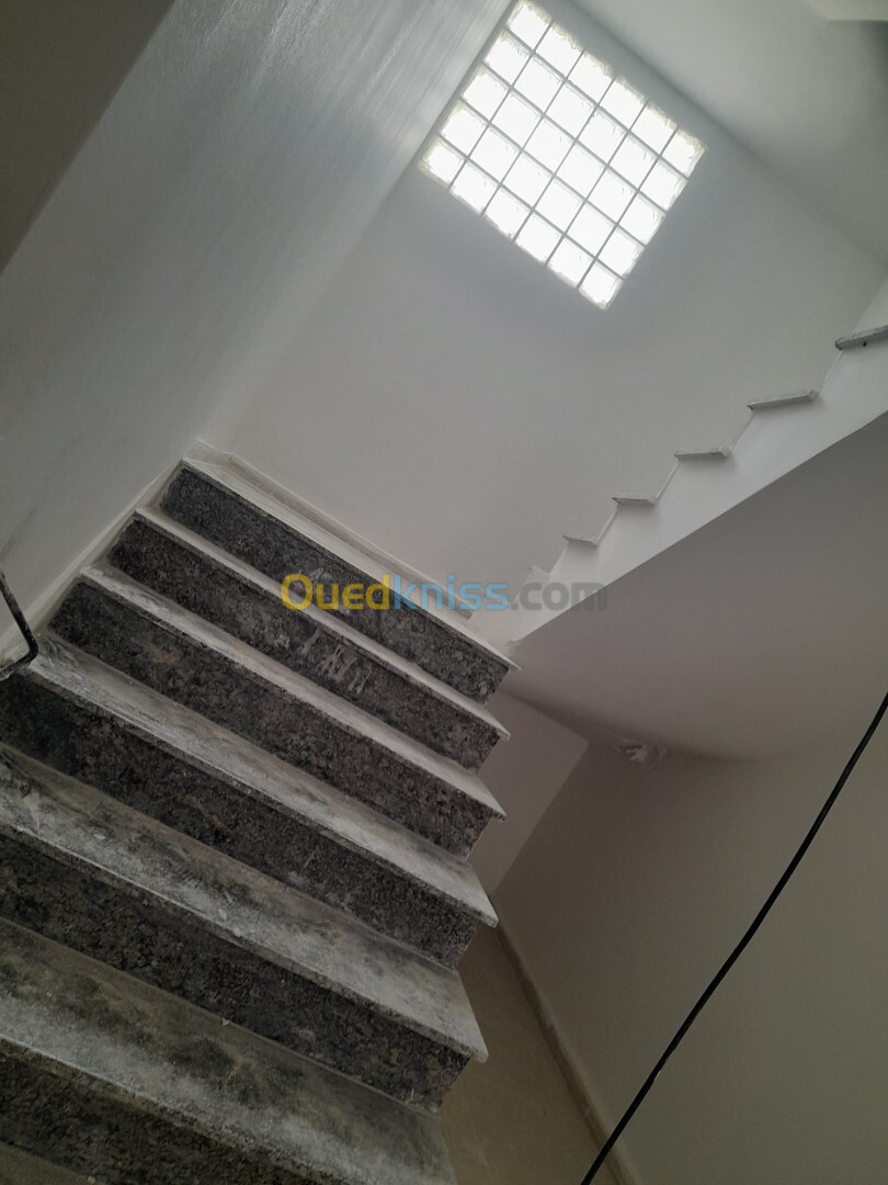 Vente Appartement F5 Alger Belouizdad