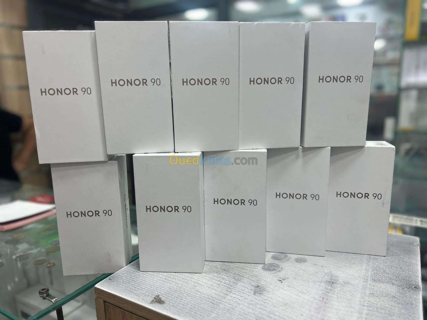 Honor 90