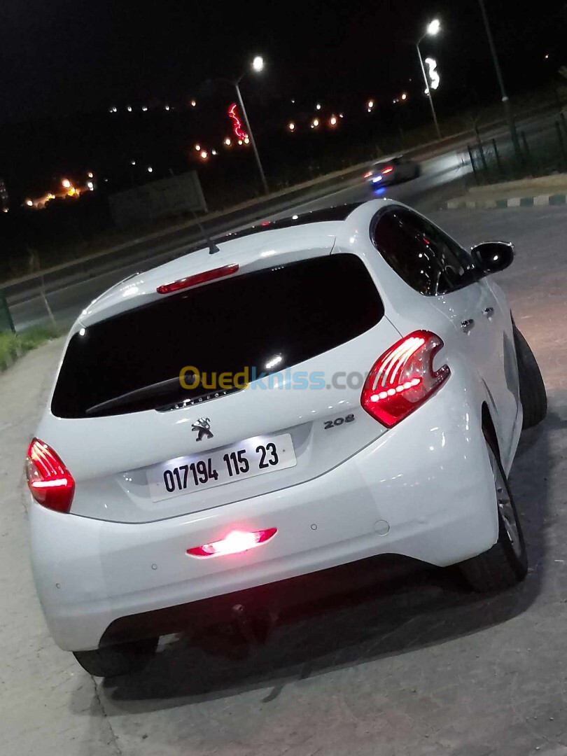 Peugeot 208 2015 Allure