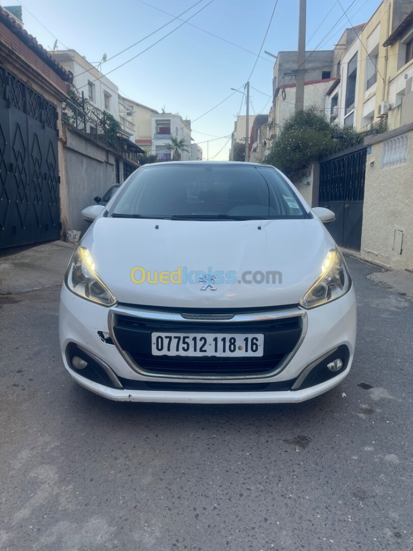 Peugeot 208 2018 Allure