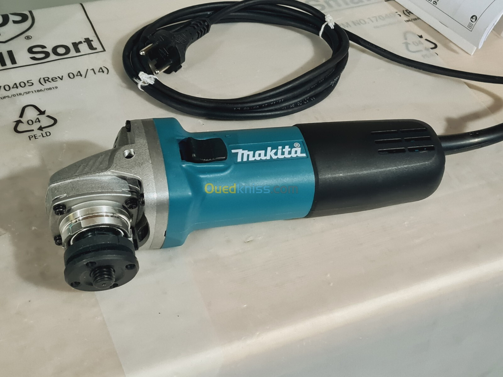 Meuleuse d'angle 125mm 840W MAKITA 9558NBR (2022-Romania)