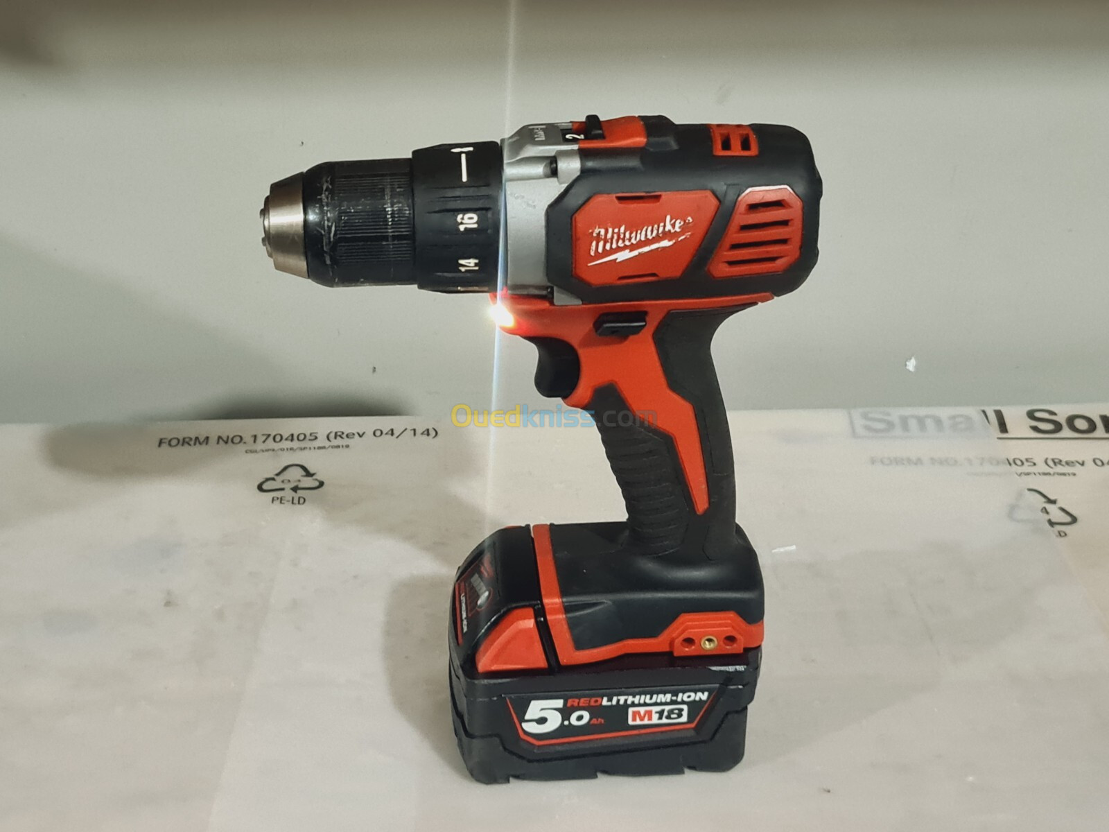 Visseuse perceuse 18V 5.0Ah MILWAUKEE M18 BDD