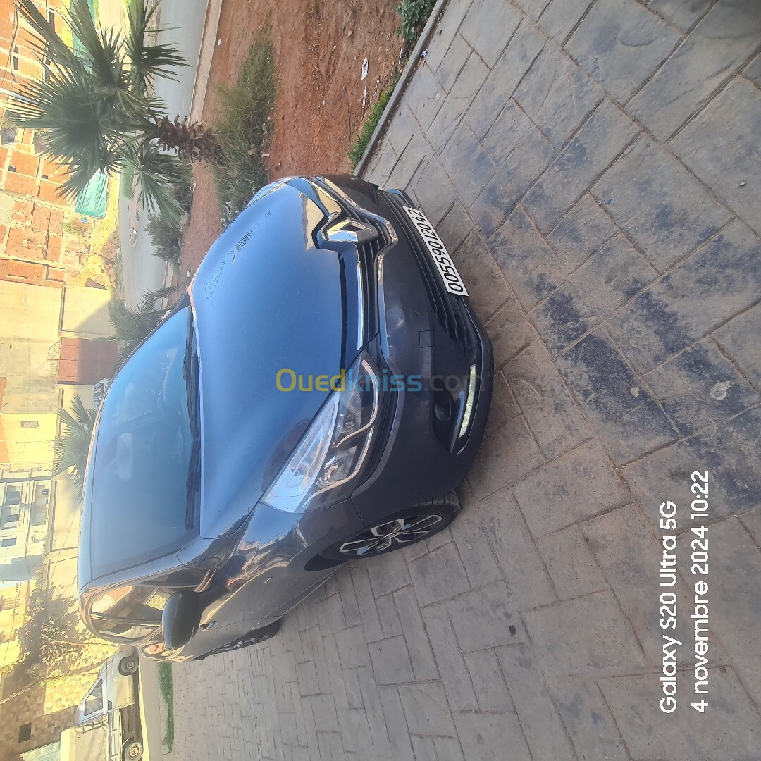 Renault Clio 4 2020 Limited 2