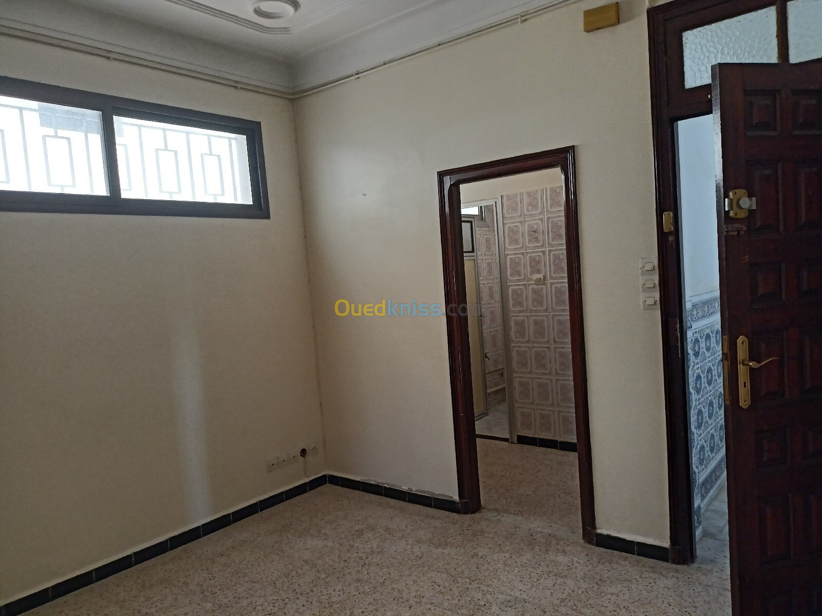 Location Niveau De Villa F3.5 Blida Blida