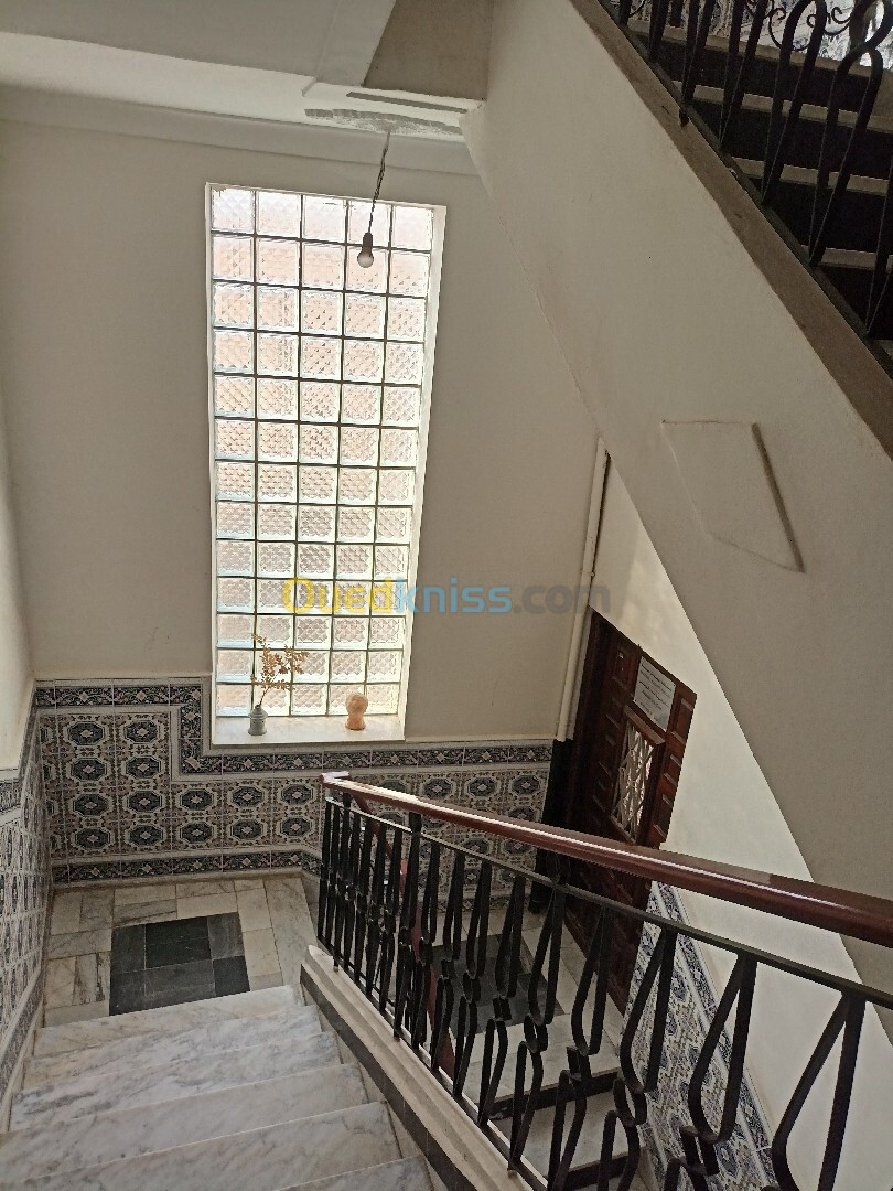 Location Niveau De Villa F3.5 Blida Blida