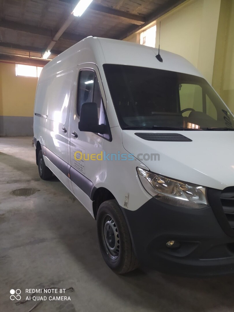 Mercedes Sprinter 2021