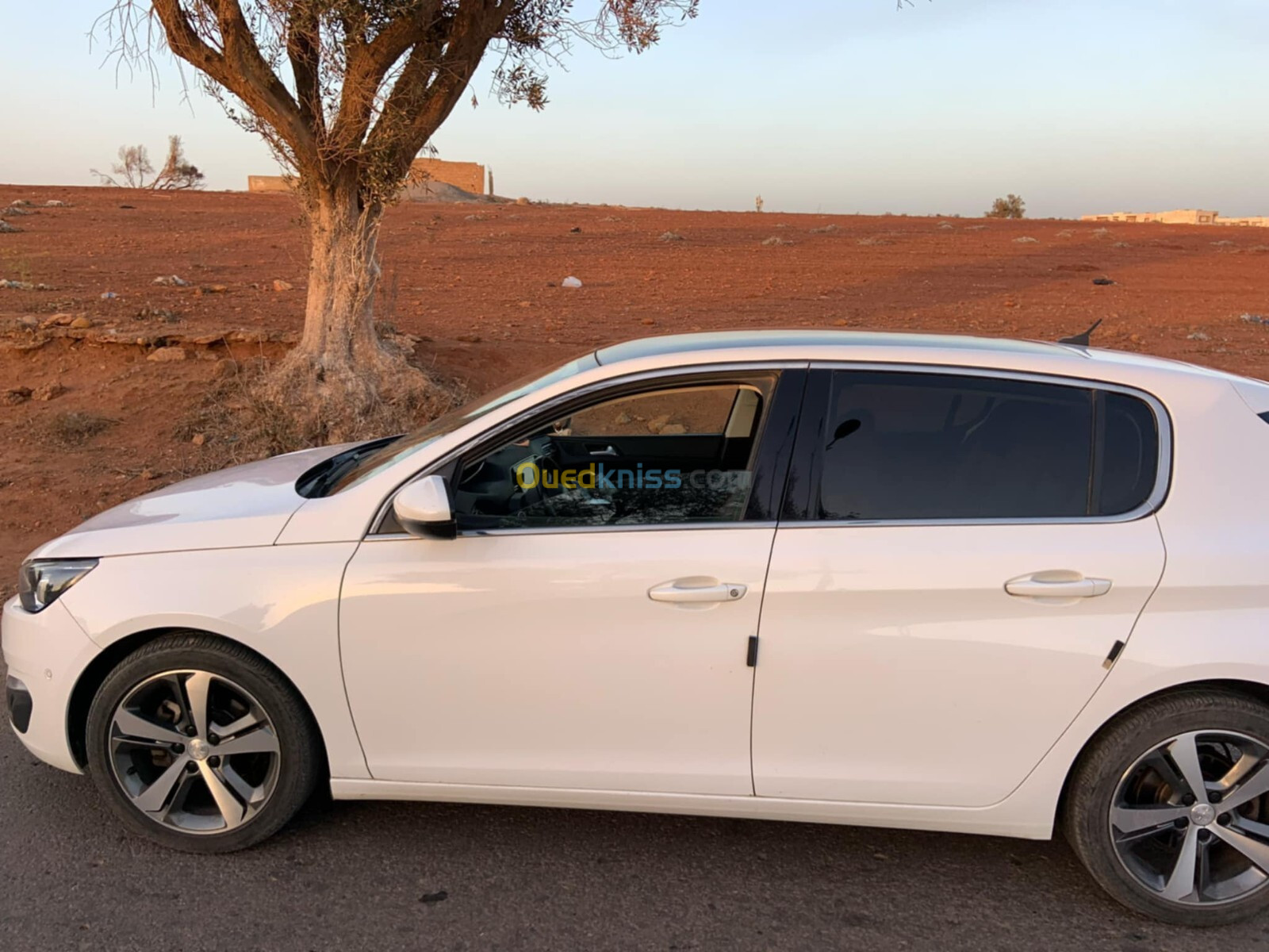 Peugeot 308 2015 