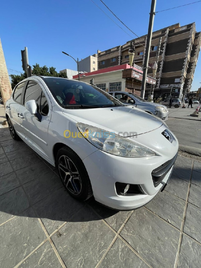 Peugeot 207 plus 2013 207 plus