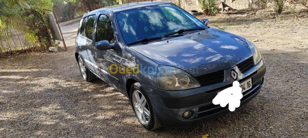 Renault Clio 2 2004 Extreme