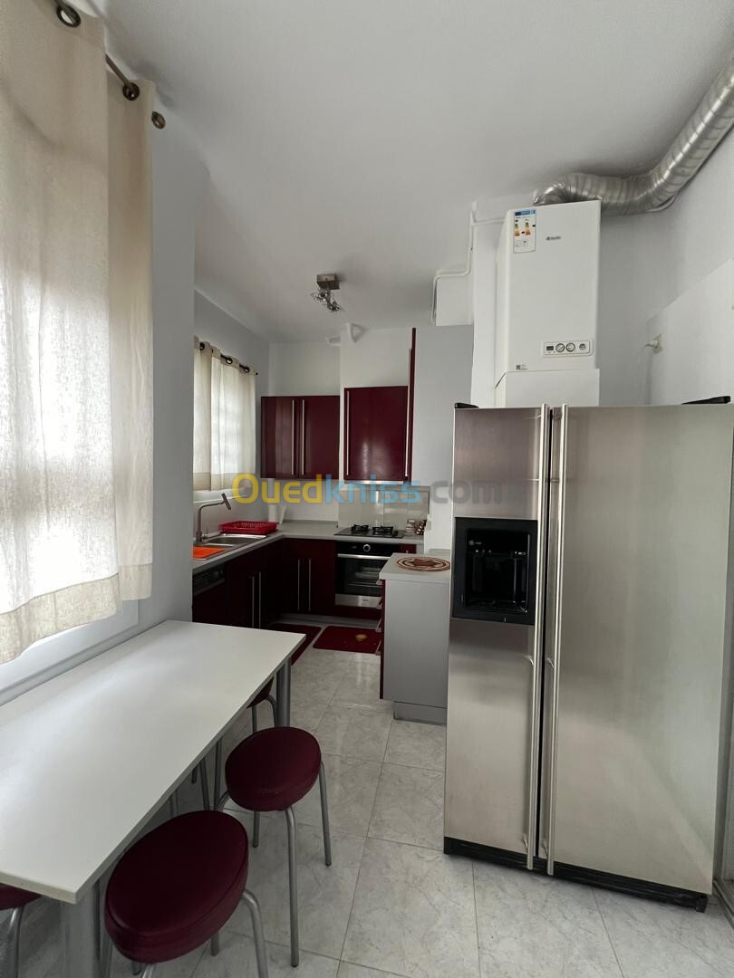 Location Appartement F4 Alger Hydra