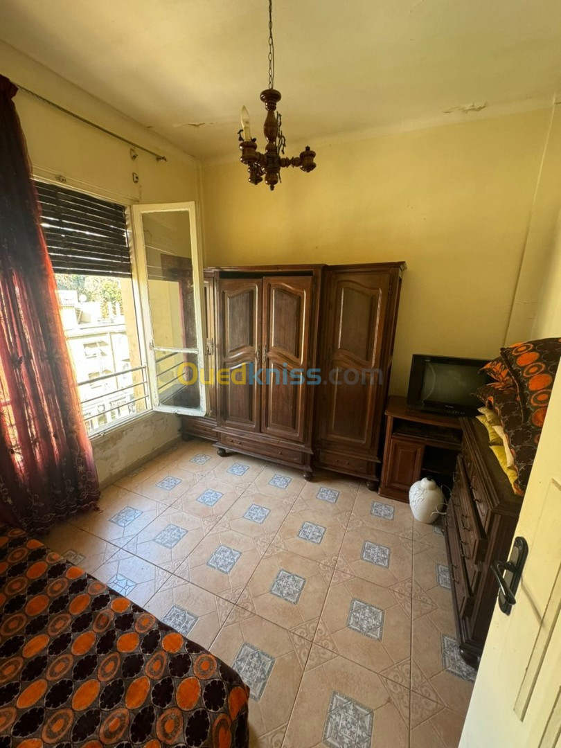 Location Appartement F3 Alger Hydra