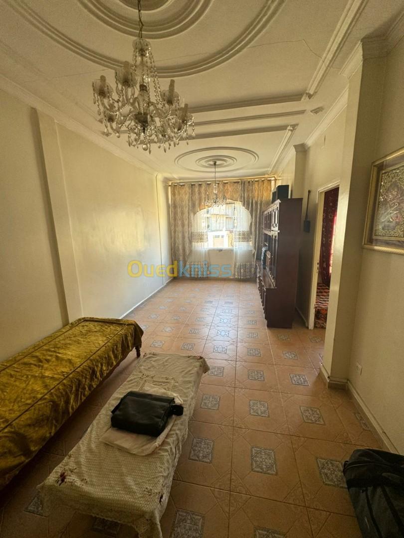 Location Appartement F3 Alger Hydra