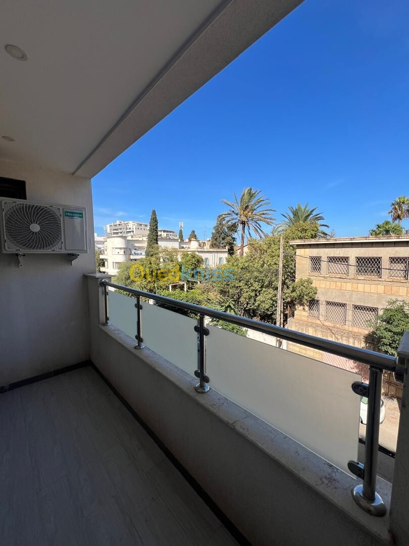 Location Appartement F4 Alger Hydra