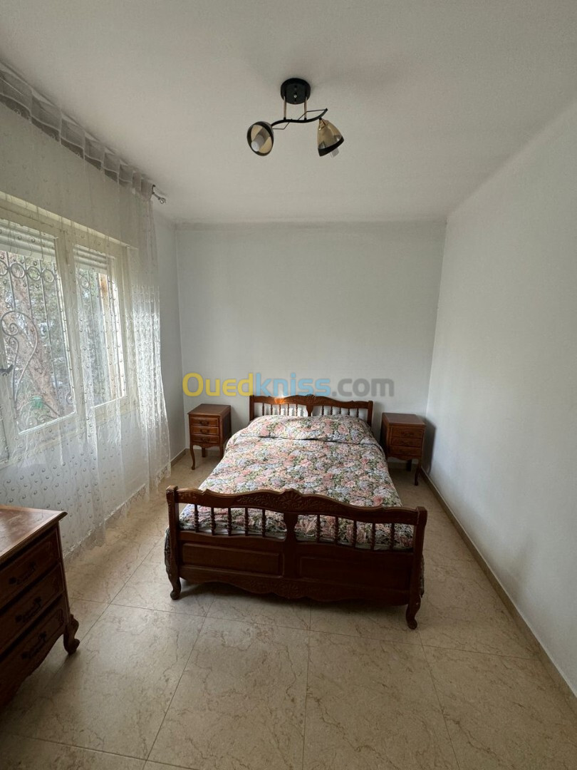 Location Appartement F4 Alger Hydra