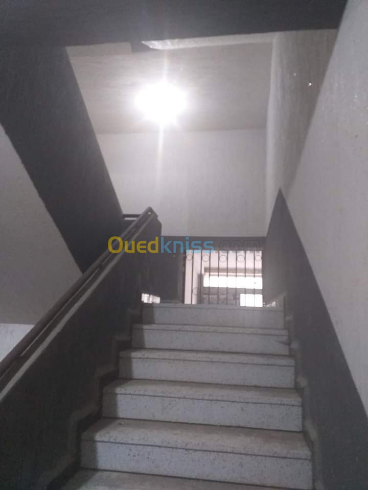 Vente Appartement F2 Tizi Ouzou Azeffoun