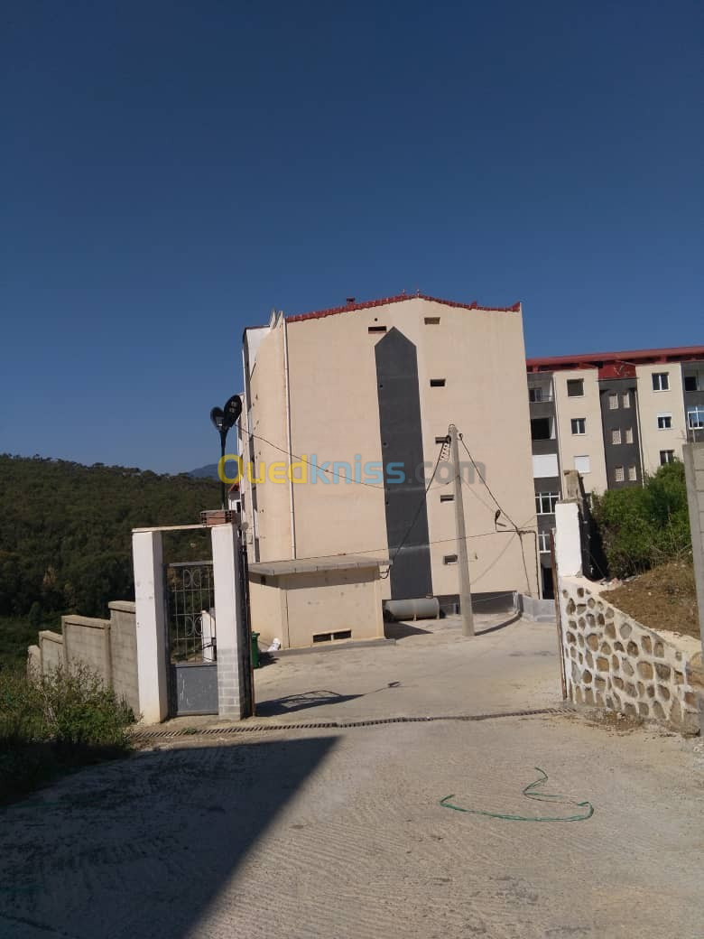 Vente Appartement F2 Tizi Ouzou Azeffoun