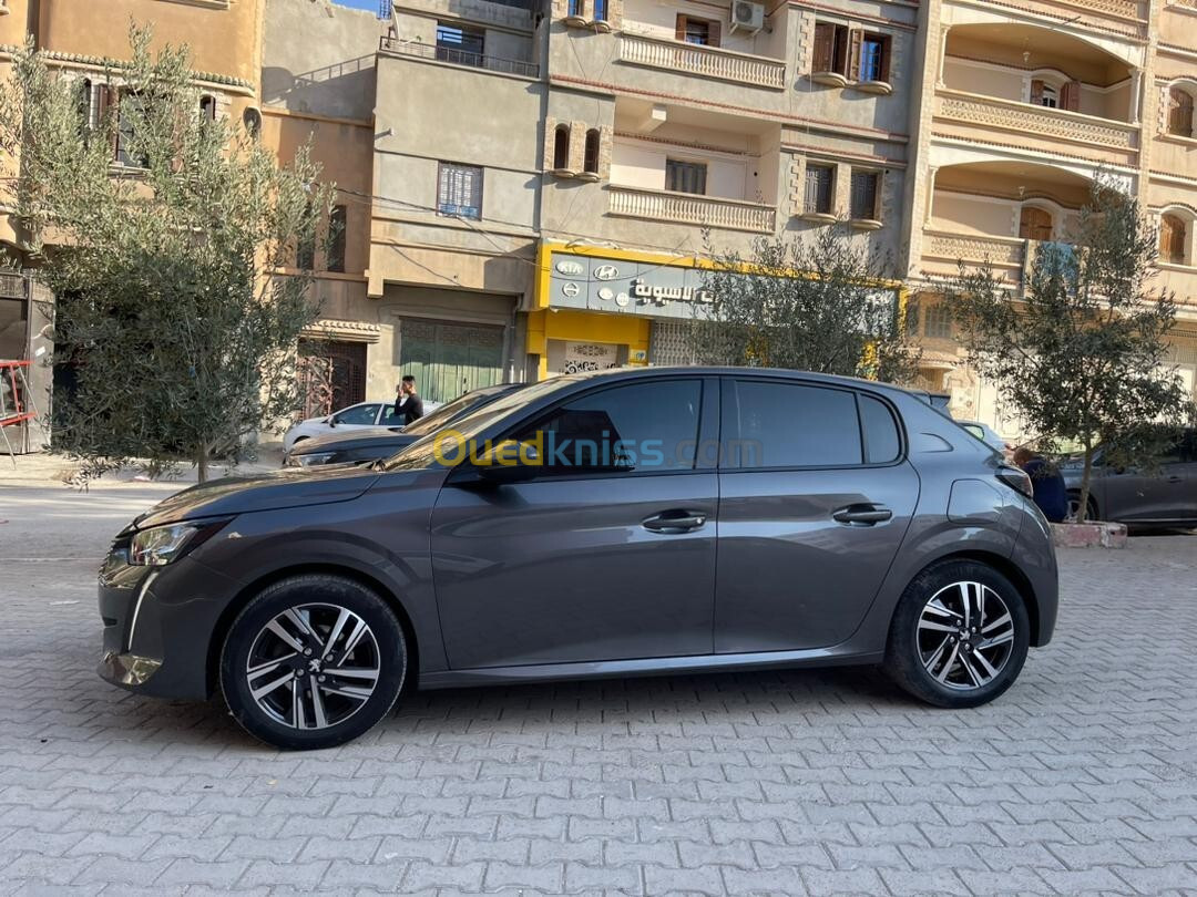 Peugeot 208 2022 Allure