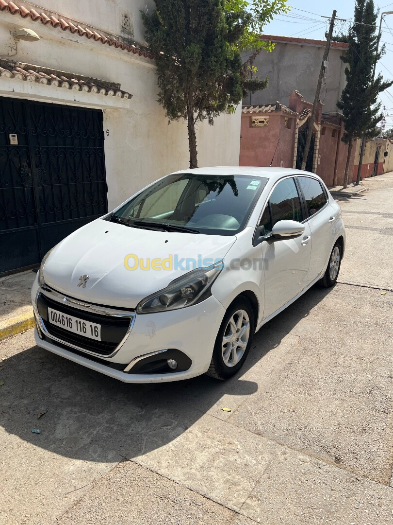 Peugeot 208 2016 