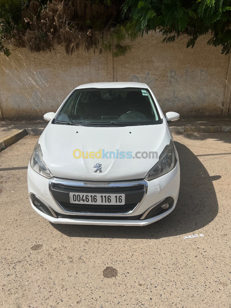 Peugeot 208 2016 