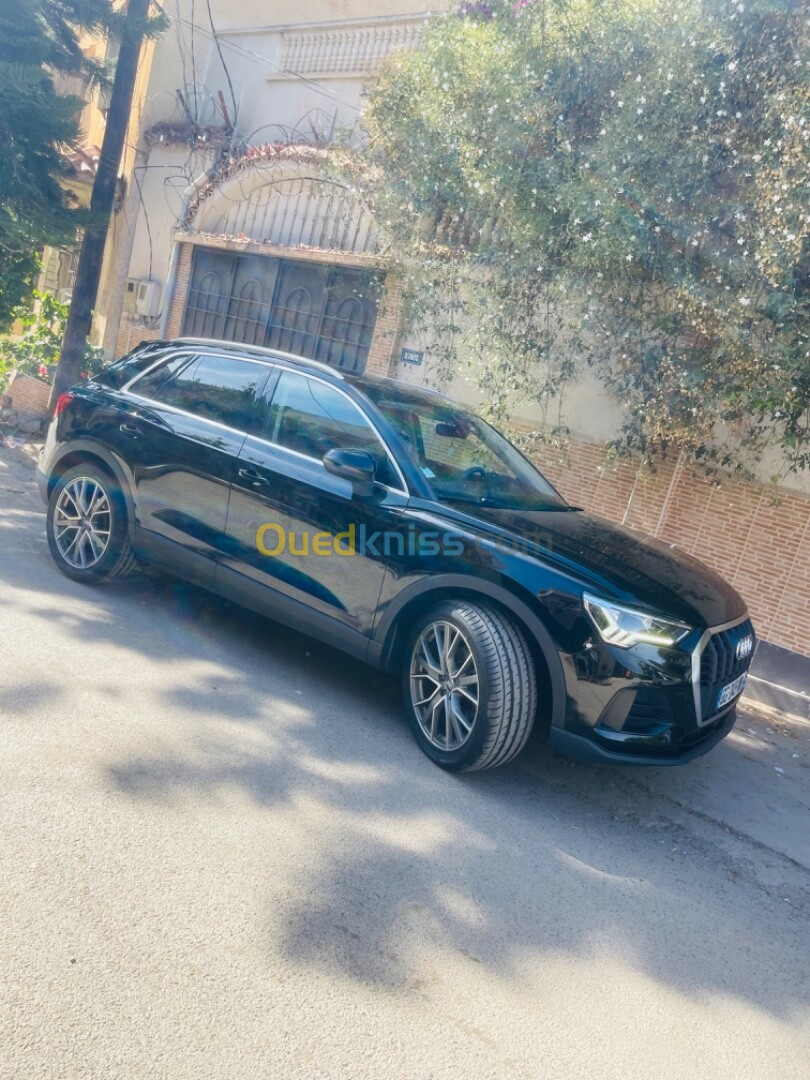 Audi Q3 2022 Q3