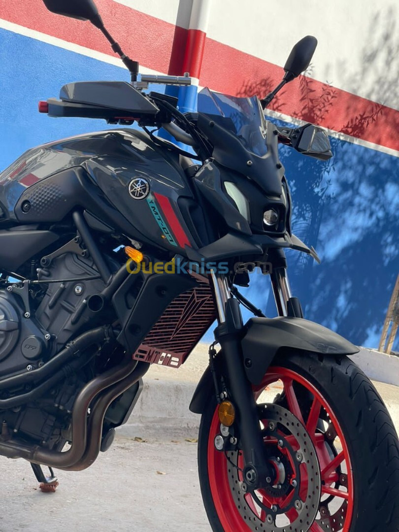 Yamaha YAMAHA MT07 2022