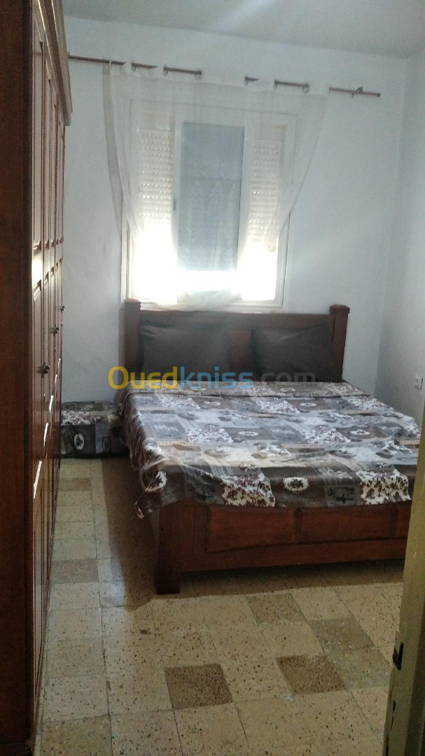 Location vacances Appartement F3 Mostaganem Mostaganem