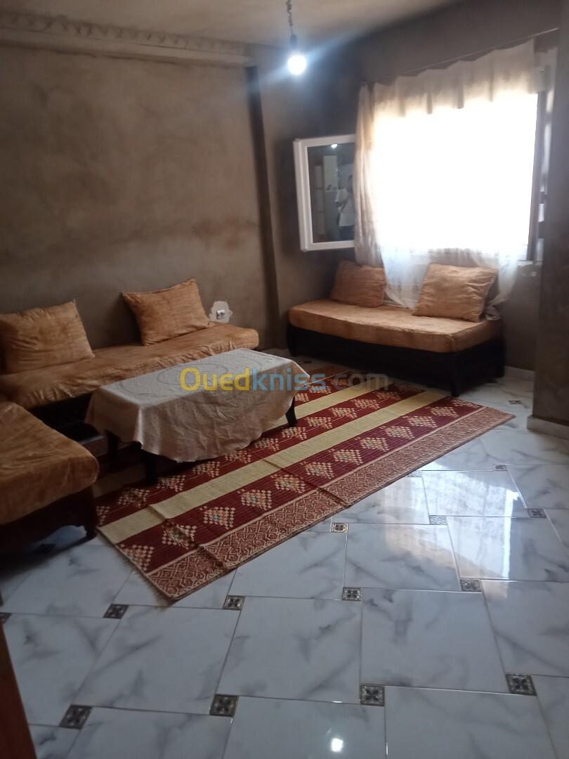 Location vacances Appartement F3 Mostaganem Hadjadj