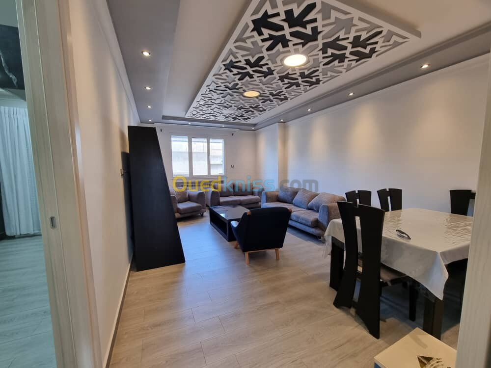 Location Appartement F4 Alger Hydra