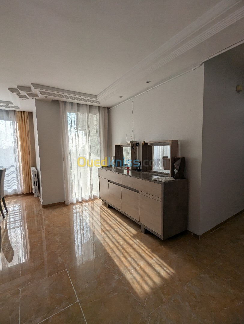 Location Appartement Alger Hydra