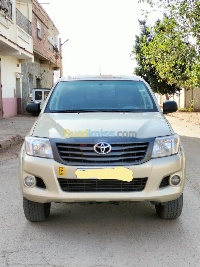 Toyota Hilux 2015 LEGEND SC 4x4