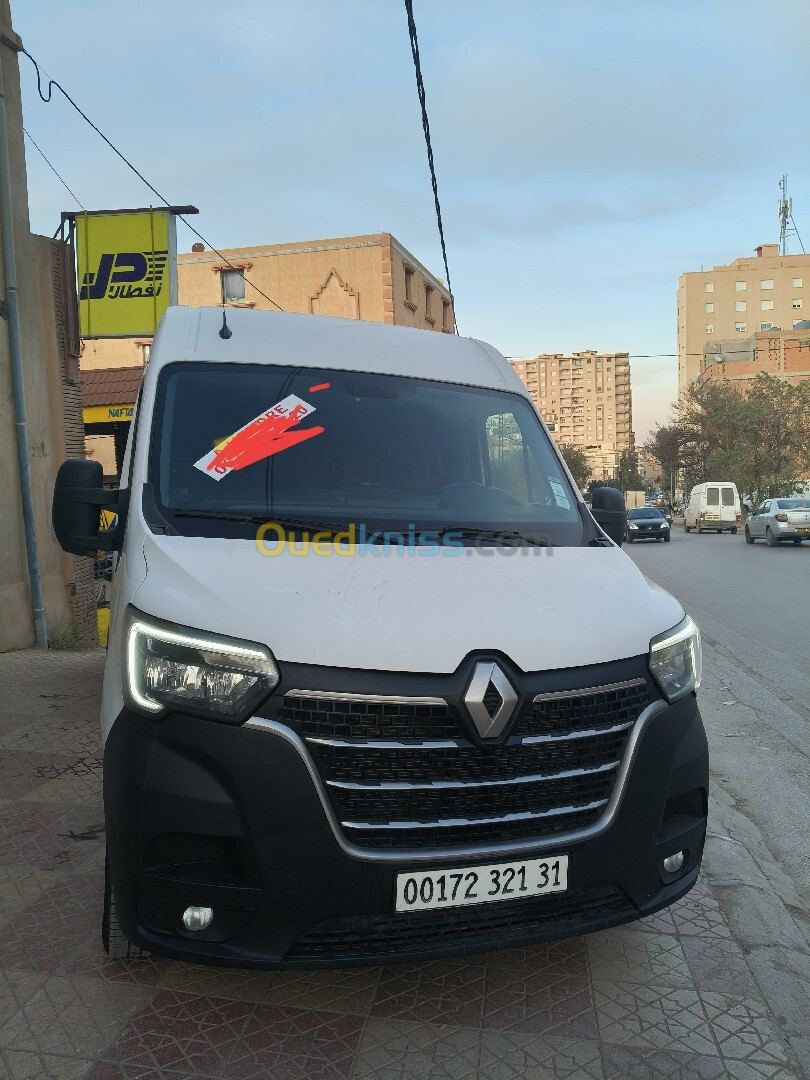 Renault Master 2021