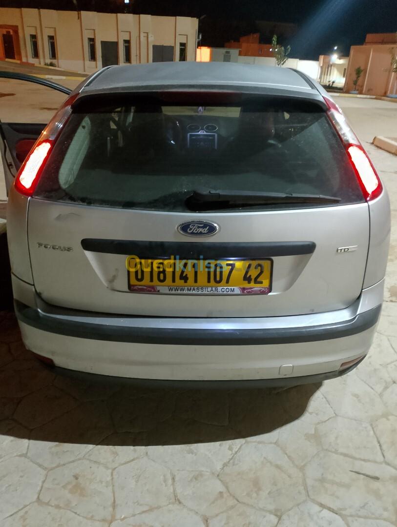 Ford Focus 4 portes 2007 Focus 4 portes