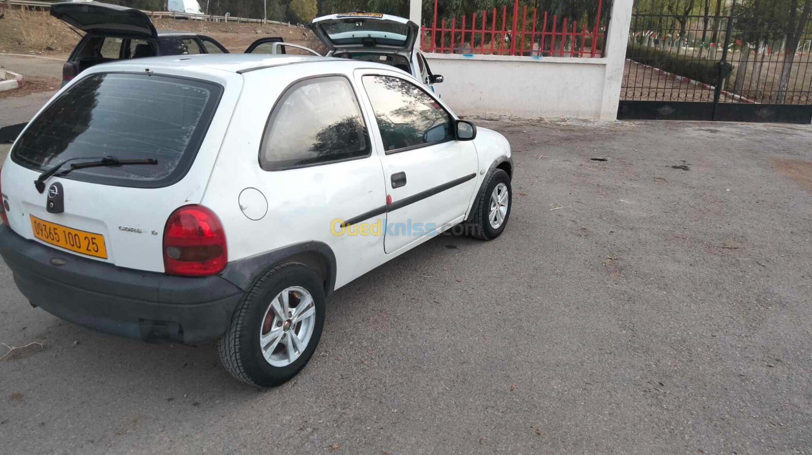 Opel Corsa 2000 1.7 semple