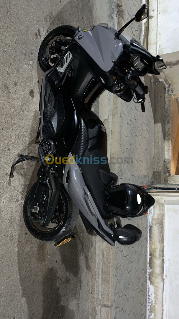 Yamaha tmax Yamaha lux max (tmax) 2016