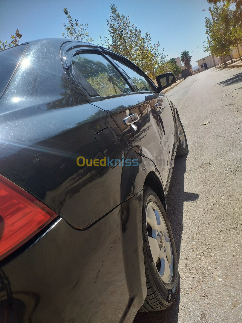 Chevrolet Aveo 4 portes 2013 Aveo 4 portes