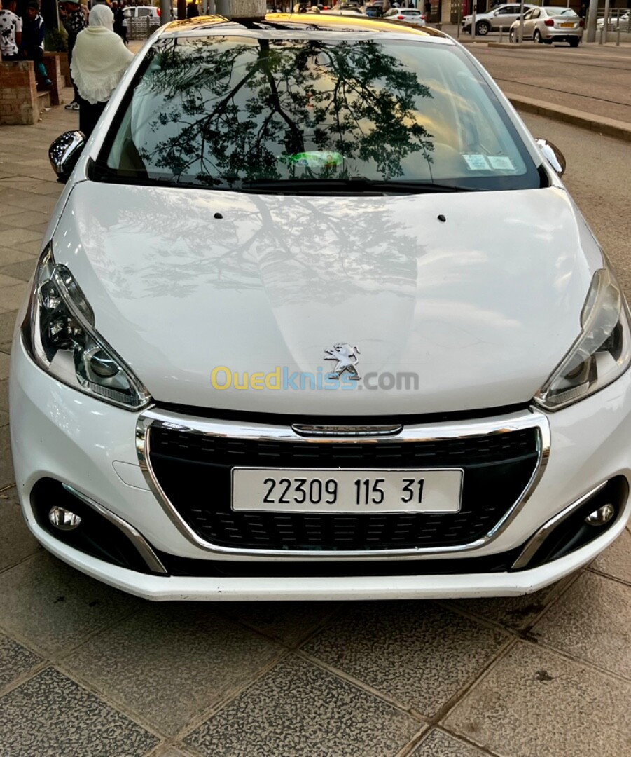 Peugeot 208 2015 Allure Facelift