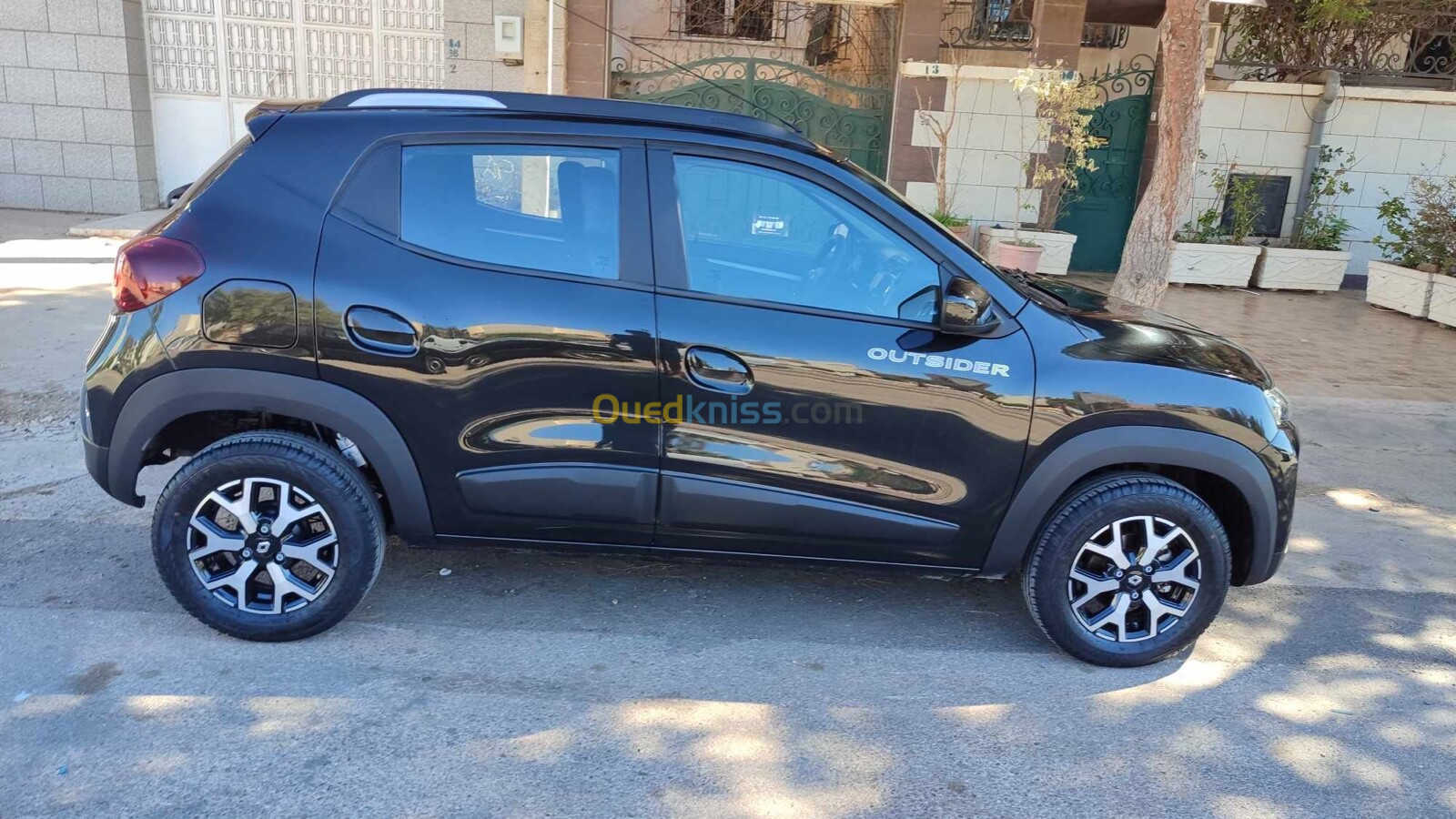 Renault Kwid 2024 Outsider