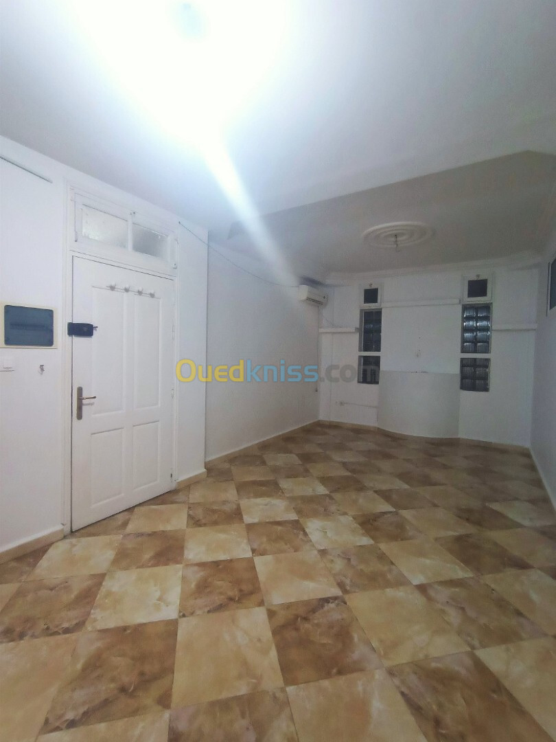 Location Appartement F2 Alger Zeralda