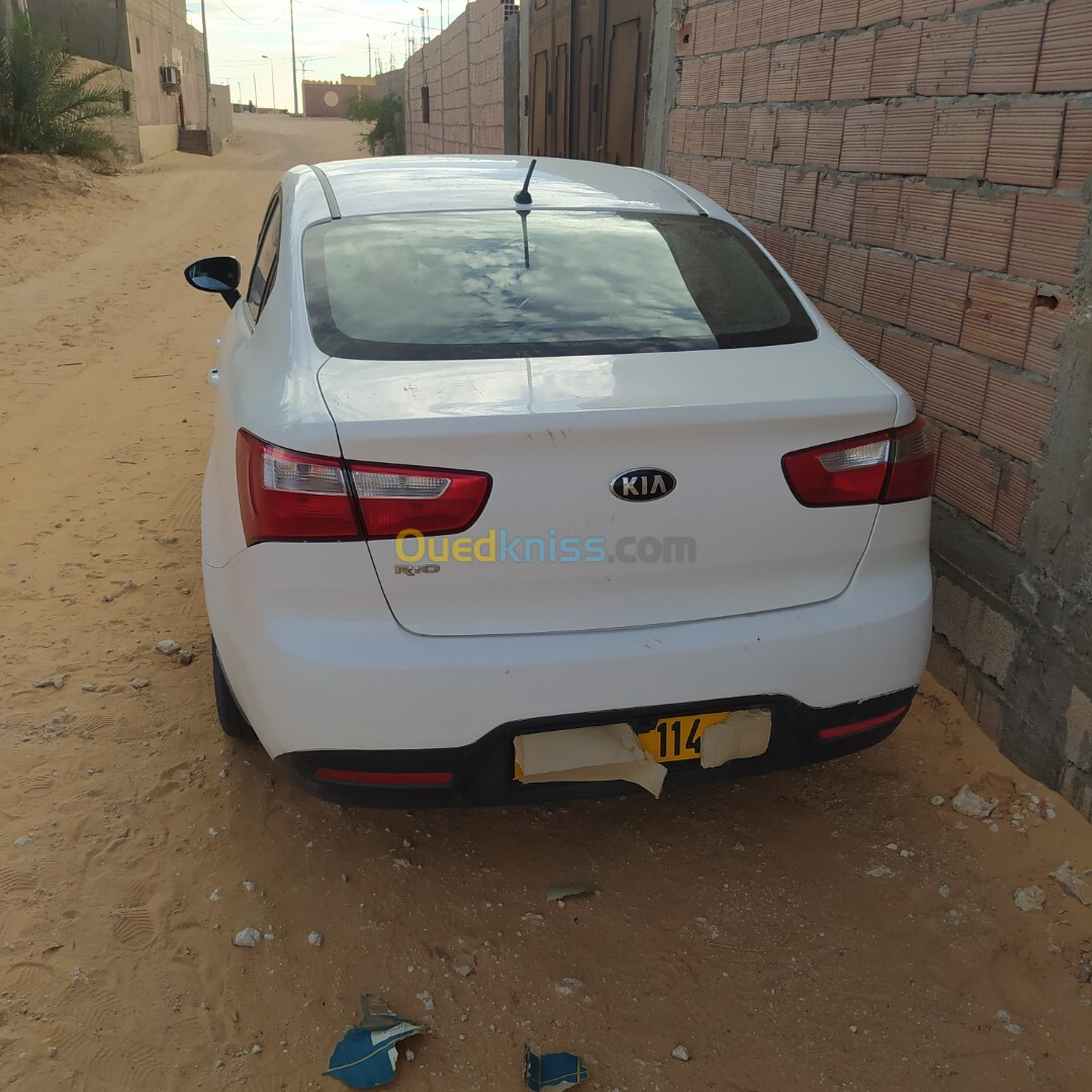 Kia Rio 5 portes 2014 Rio 4