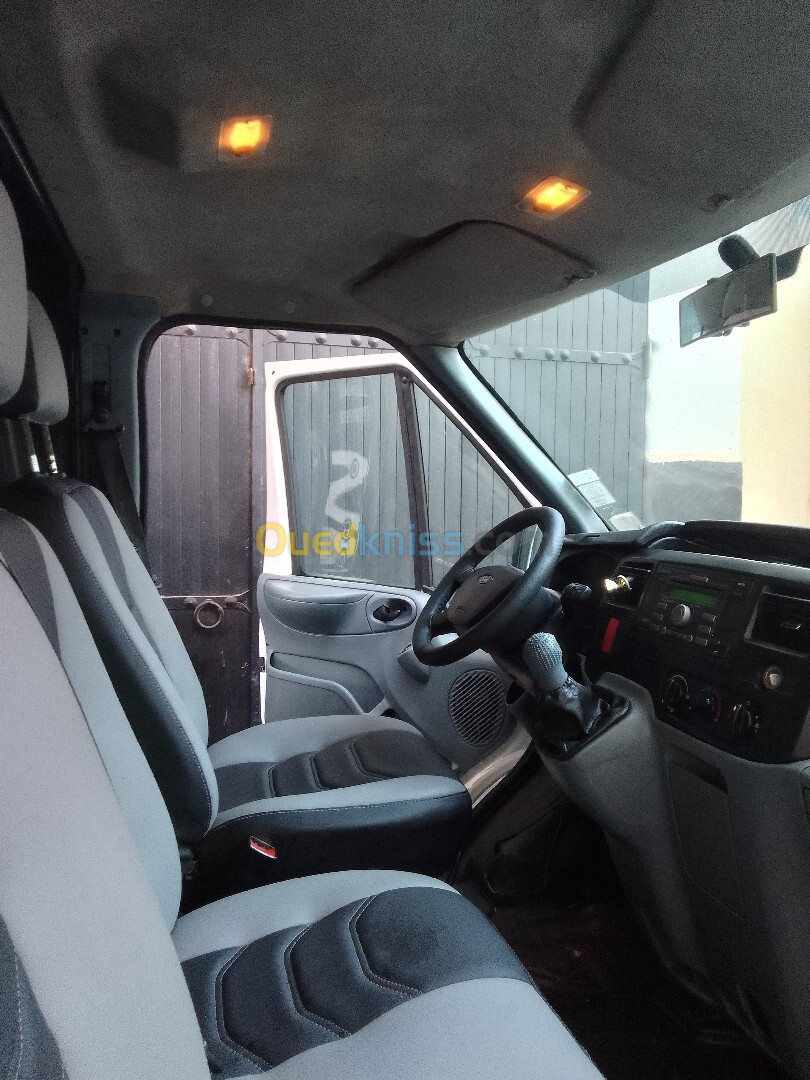 Ford Transit 2010