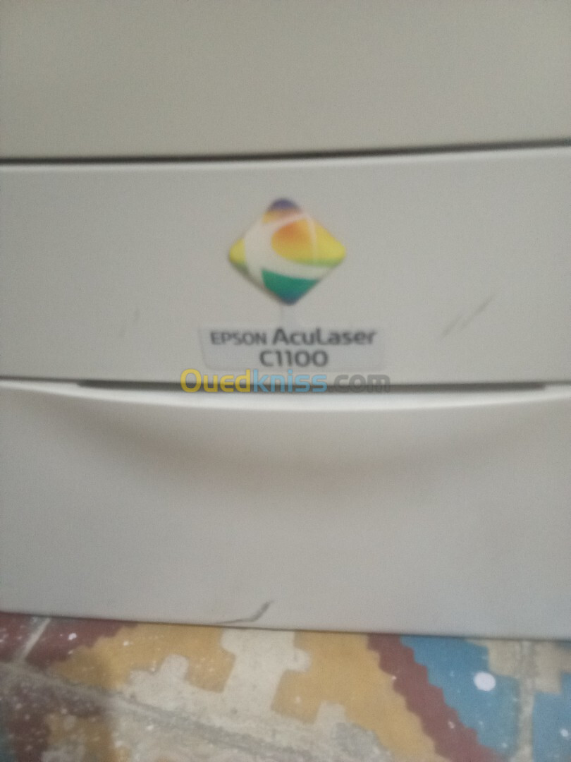 Imprimante Epson aculaser c1100