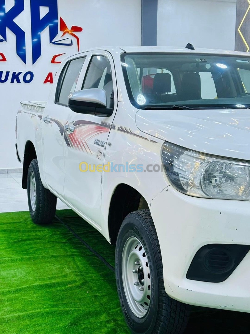 Toyota Hilux 2016 LEGEND DC 4x4