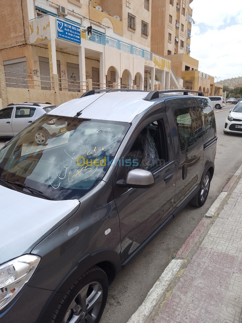 Renault Kongoo 2024 Stepway