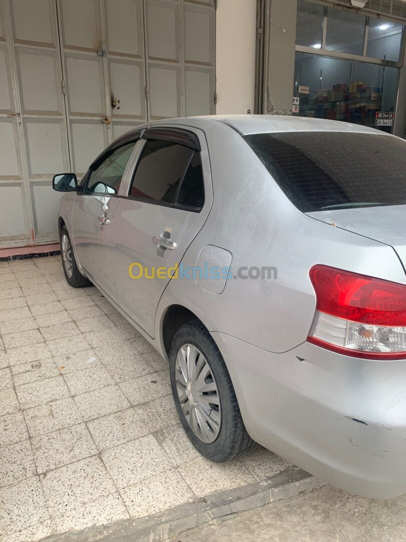 Toyota Yaris Sedan 2012 Yaris Sedan