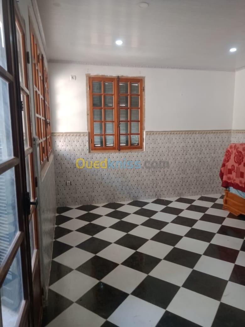 Location Appartement F4 Annaba Annaba