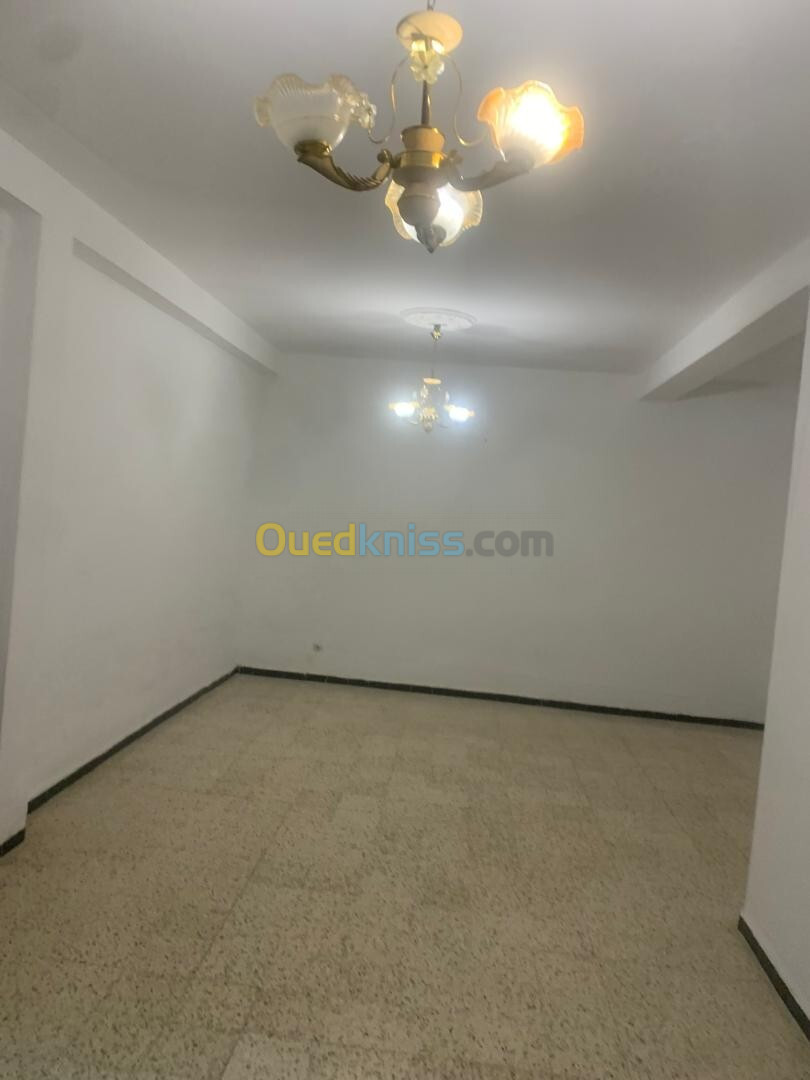 Location Niveau De Villa F3 Annaba Annaba