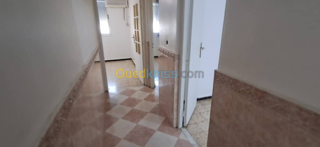 Vente Appartement F5 Annaba Annaba