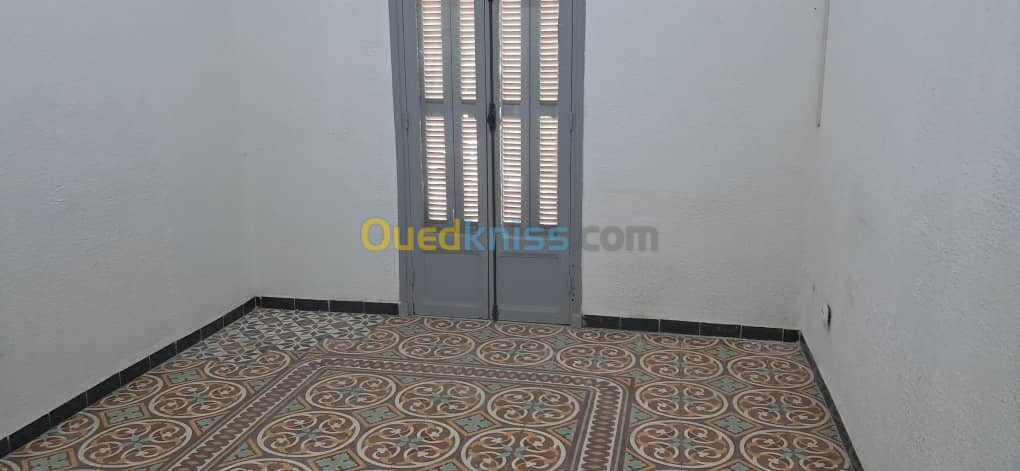 Location Appartement F3 Annaba Annaba