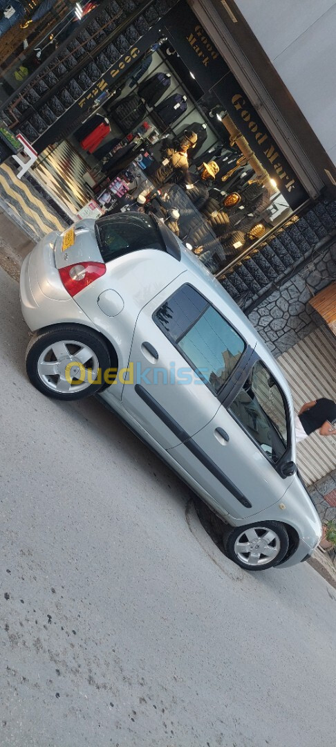 Renault Clio 2 2004 Extreme